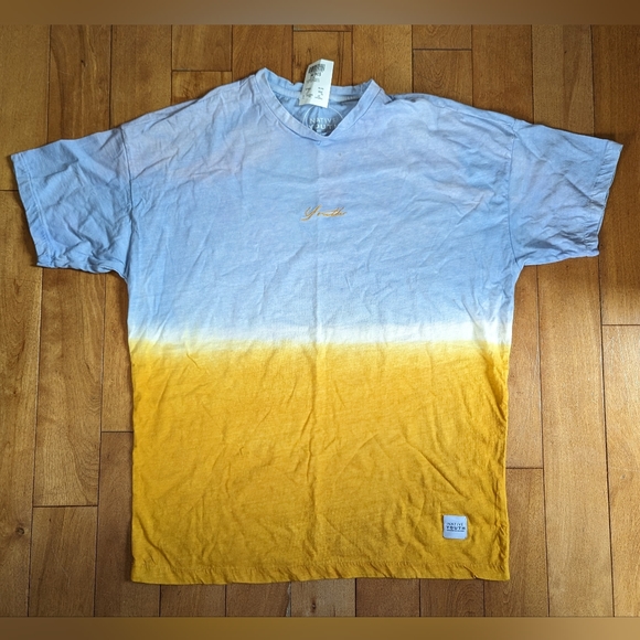 Gradient Yellow & Light Blue T-Shirt - Native Youth - Picture 1 of 4